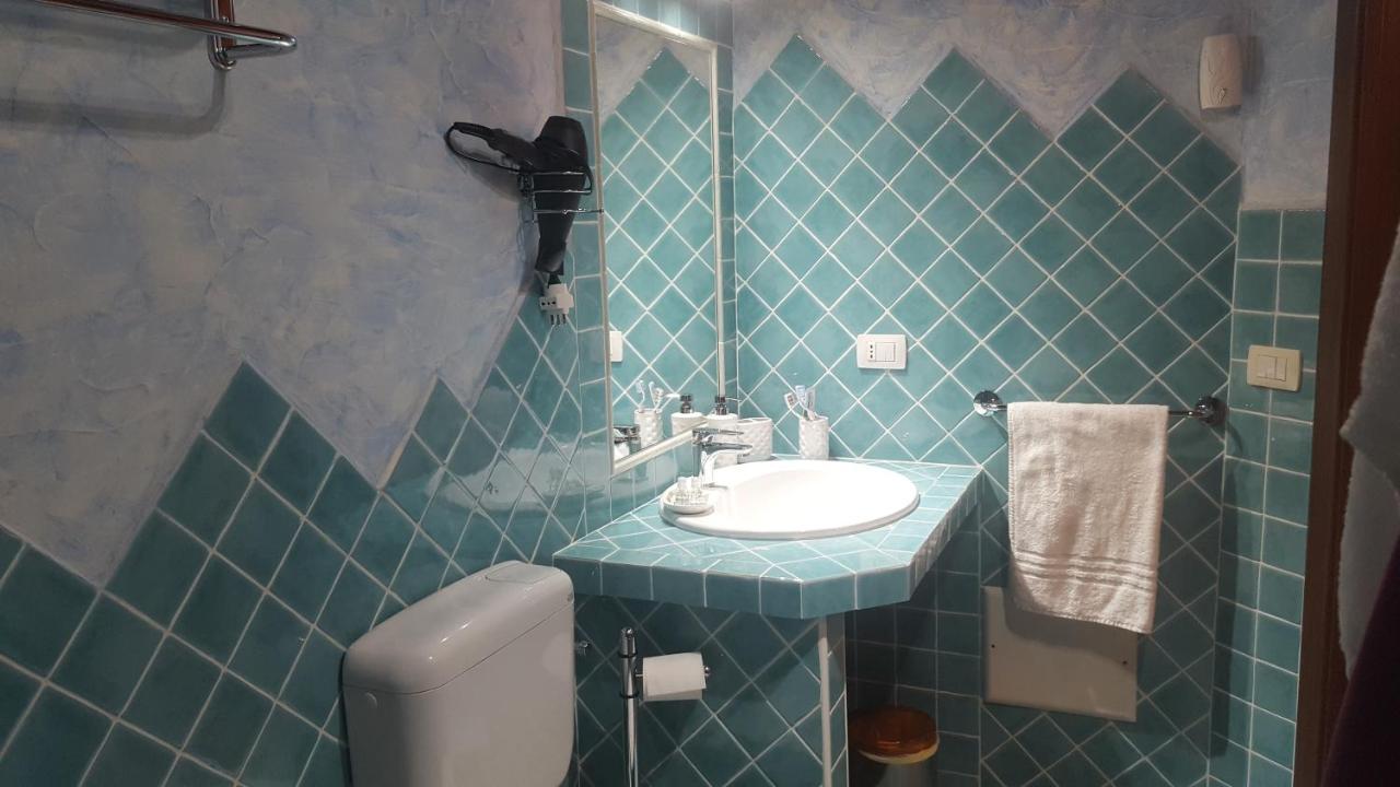 סאן תאודורו B&B Da Sabrina מראה חיצוני תמונה